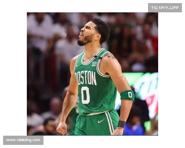 从波士顿到迈阿密：塔图姆与绿军在豪华酒店庆祝冠军荣耀